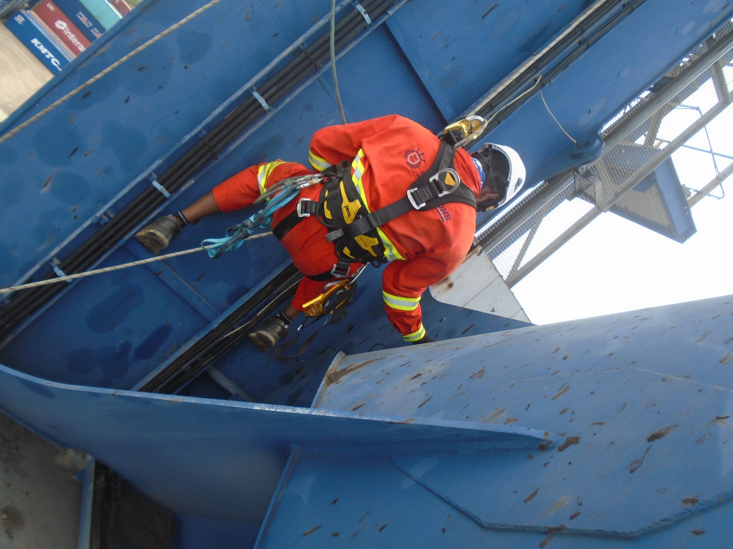 Hiring IRATA Level 3NDT & Multi disciplined technician